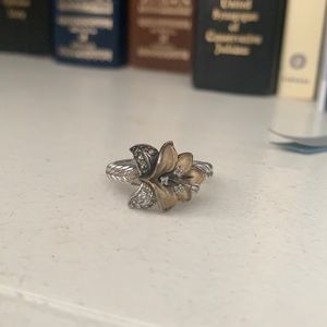 Sterling Silver Flower ring with small diamonds